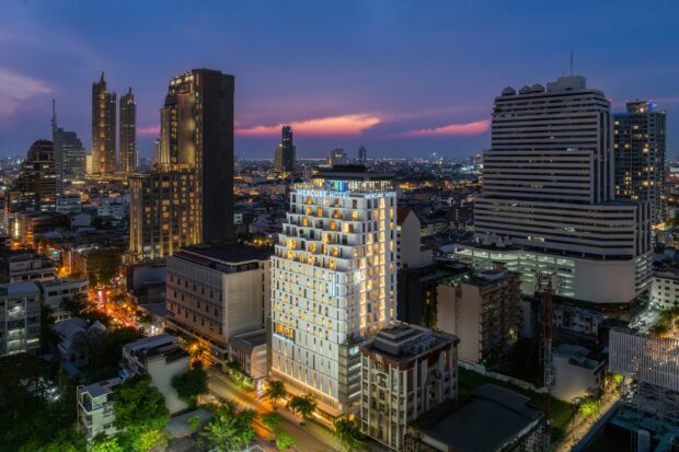 Mercure Surawong Bangkok Opens